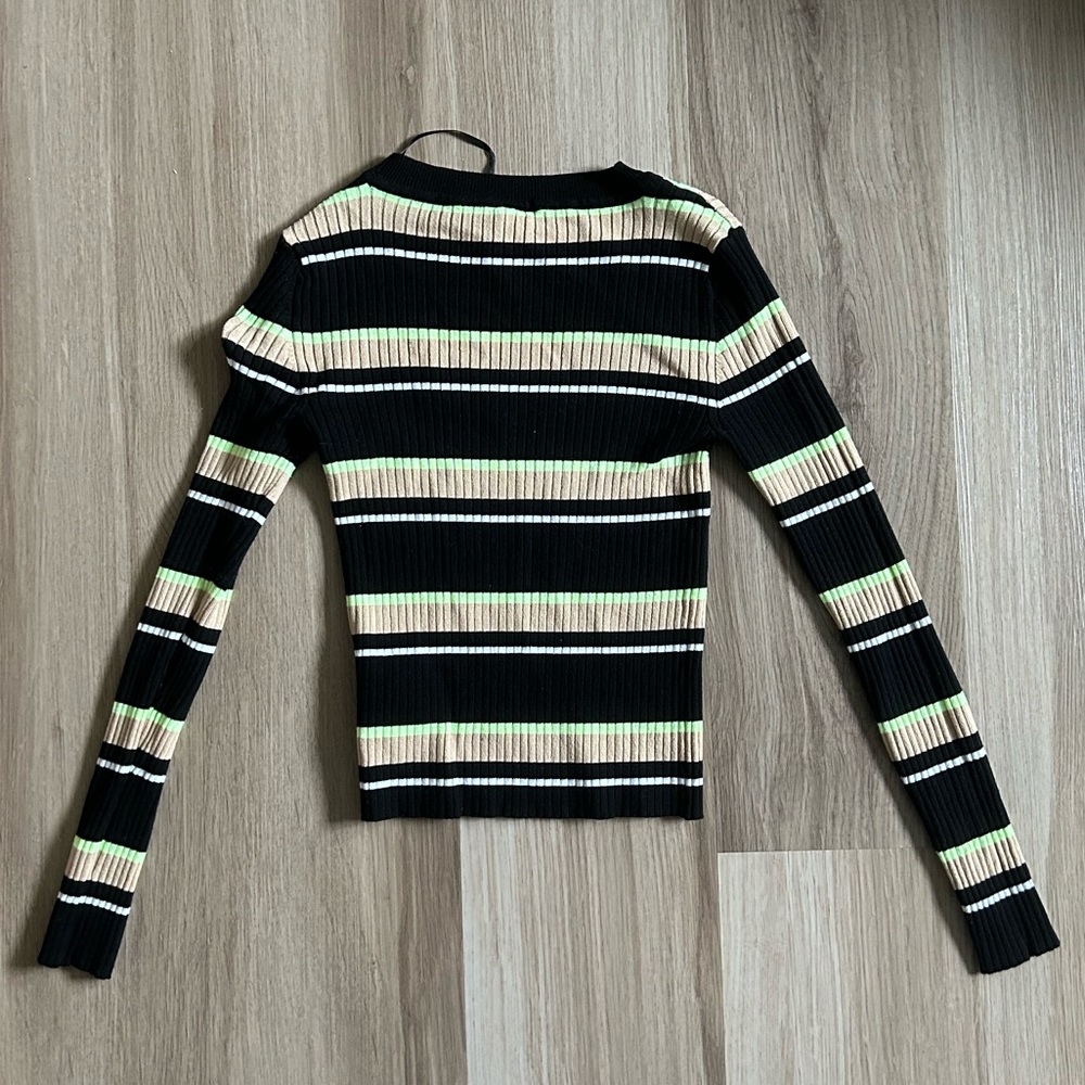 h&m long sleeve - Picture 3 of 4